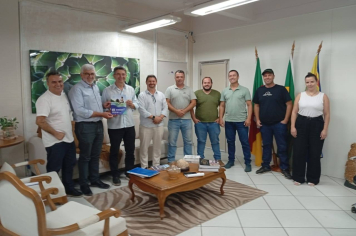 GERENTE INSTITUCIONAL DA AEGEA/CORSAN VISITA GABINETE DO PREFEITO PAULO CATTANEO E APRESENTA PLANOS DE OBRAS EM SOLEDADE