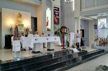 Administração Municipal realiza entrega de placa comemorativa dos 160 da Paróquia Nossa Senhora da Soledade