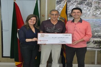 Campanha Sua Nota Vale Prêmios realiza a entrega de mais um cheque no valor de R$ 1,5 mil