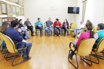 Reunião com representantes do Movimento Nacional dos Catadores ocorreu no Município