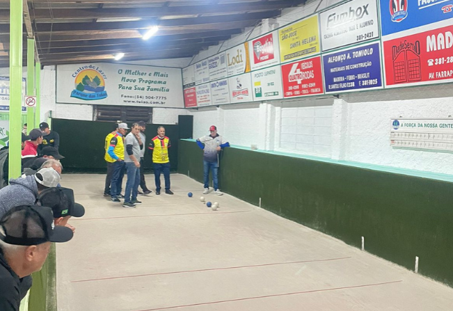 Campeonato Municipal de Bocha da Cidade chega a metade dos jogos