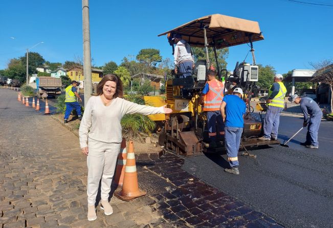 Início de Obras Pavimentação Avenida Barros Cassal