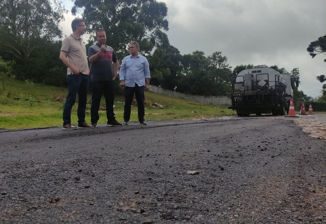 Avenida Barros Cassal recebe pavimentação com investimento de R$ 1,6 milhão