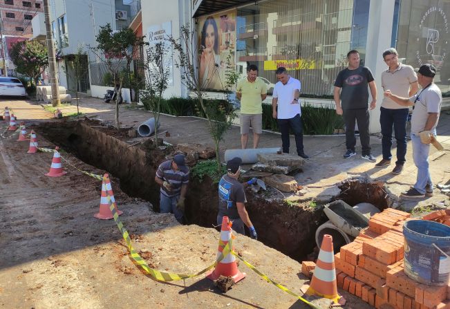 Executivo Municipal conclui obras de conserto da tubulação na Av. Pinheiro Machado