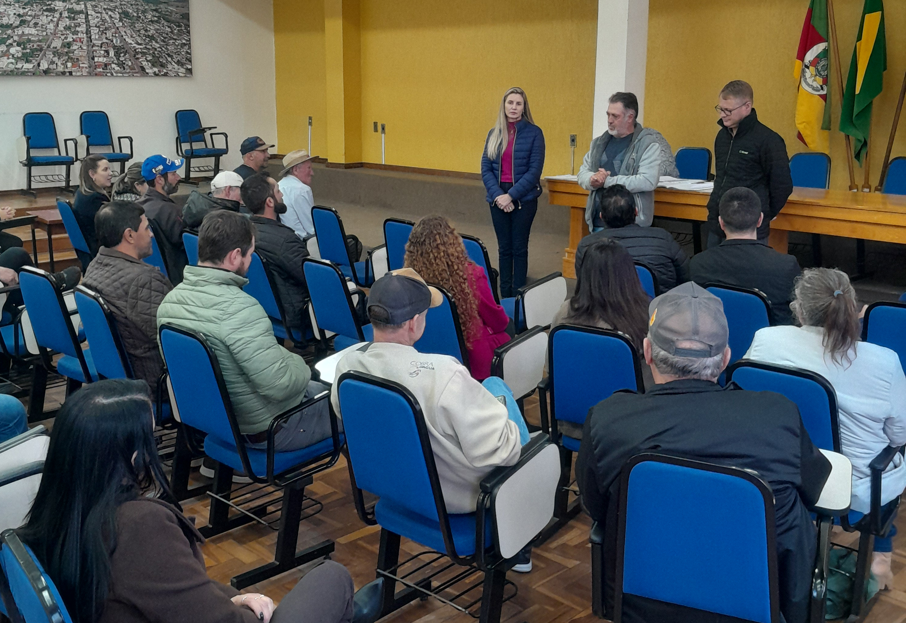 CONSELHO MUNICIPAL DE DESENVOLVIMENTO RURAL SUSTENTÁVEL ELEGE NOVA DIRETORIA