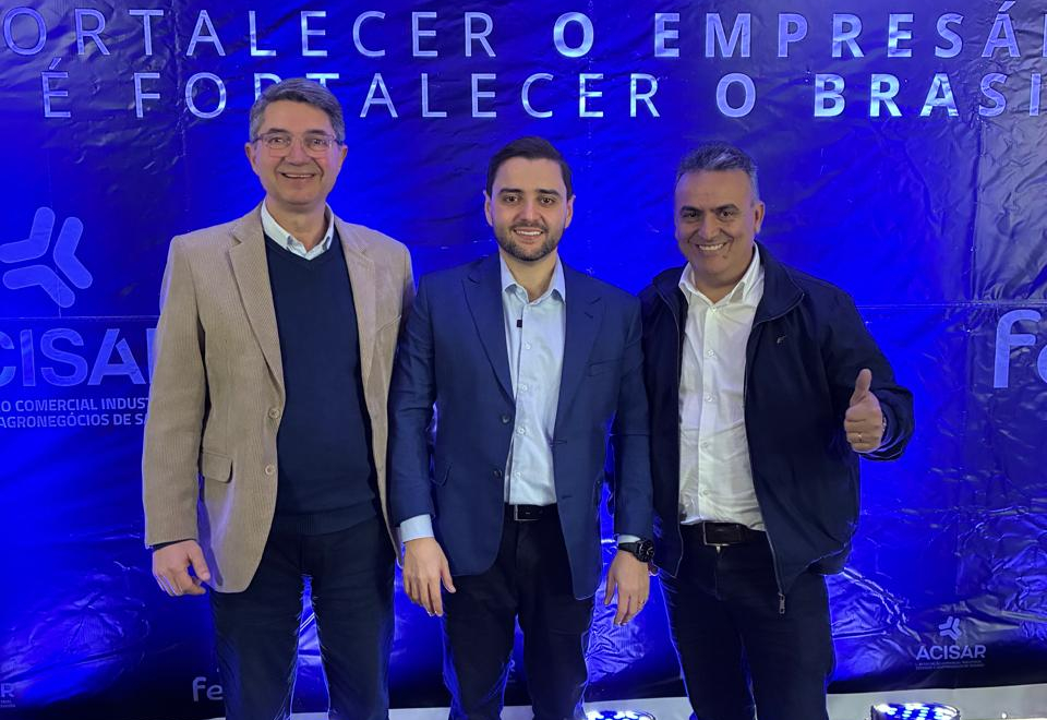 EXECUTIVO DE SOLEDADE PARTICIPA DE PALESTRA COM VICE-GOVERNADOR EM SARANDI