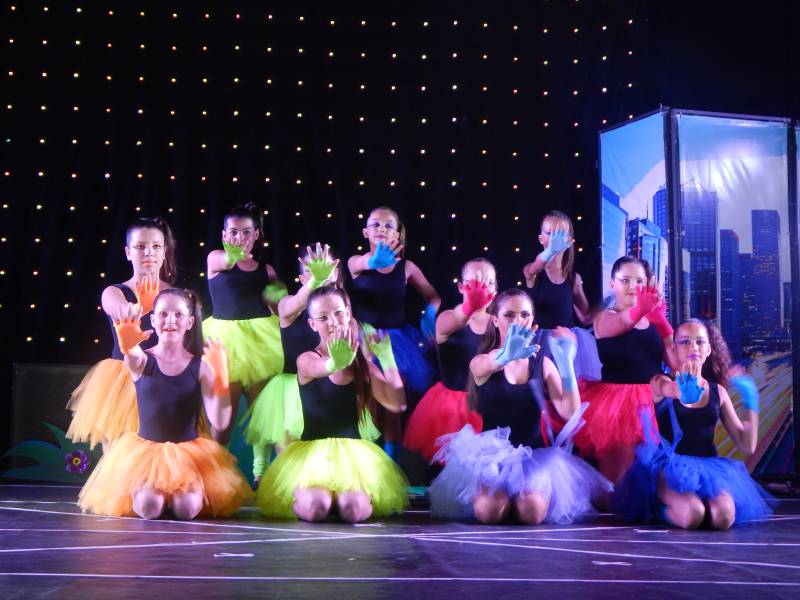 Oficina de Dança do Departamento Cultural realiza espetáculo anual