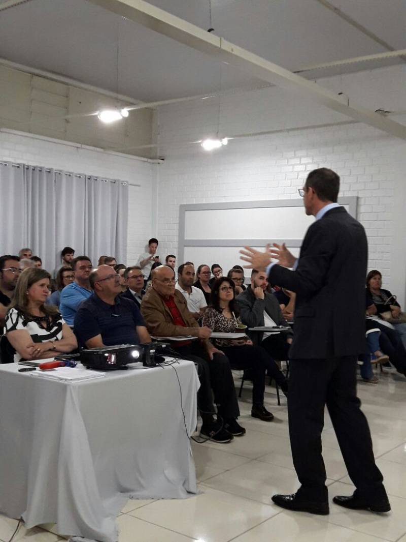 Modernização Trabalhista é tema de palestra em Soledade