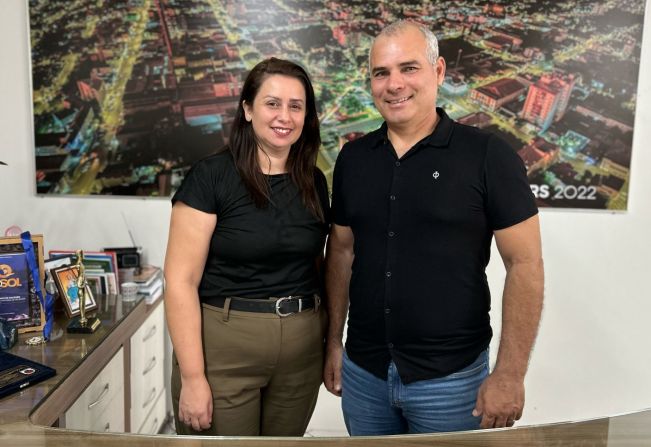 Aline Moraes Maciel assume como nova diretora da Assistência Social 