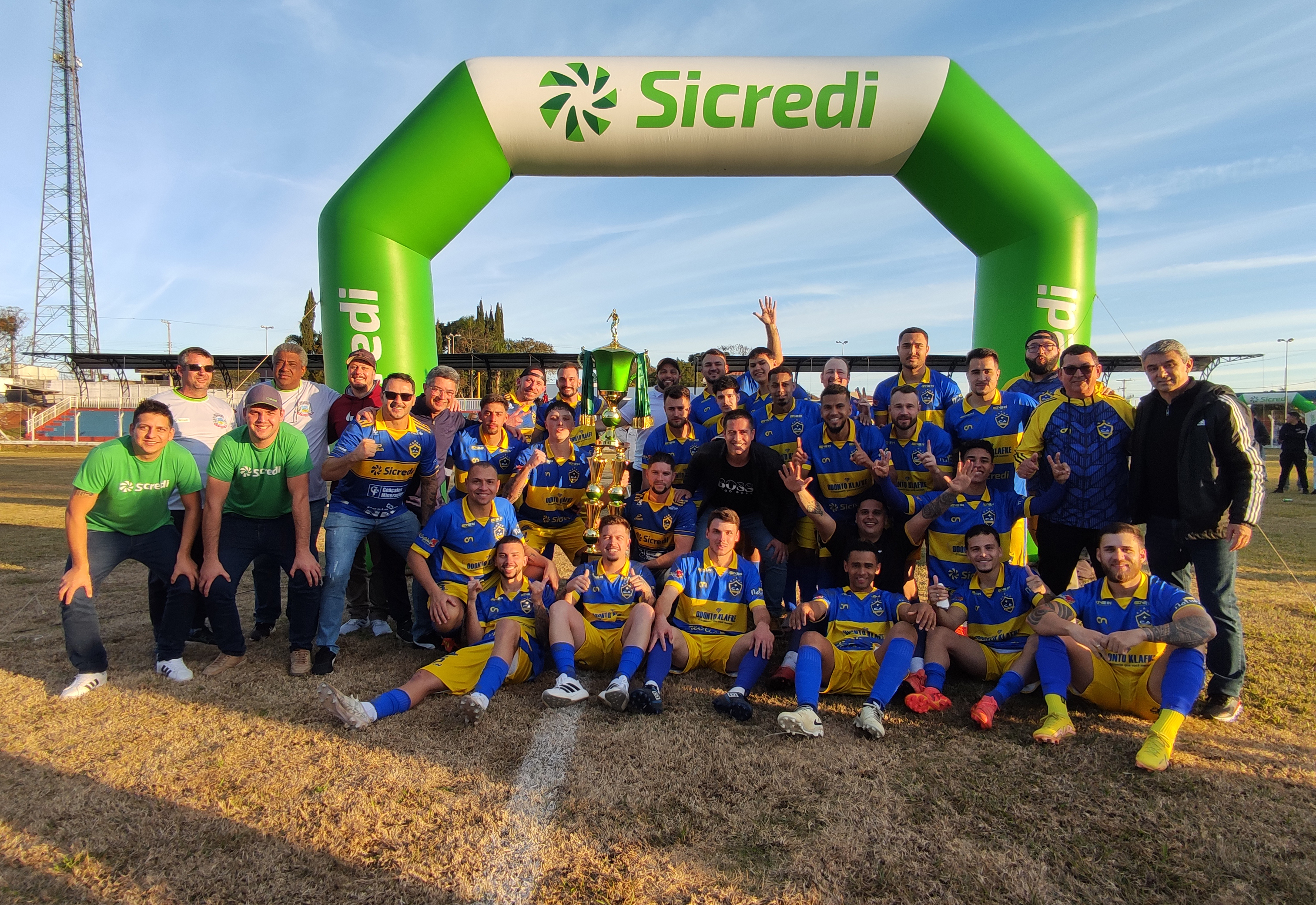 BOCA JUNIORS CONQUISTA O BI-CAMPEONATO DO MUNICIPAL DE CAMPO – TAÇA SICREDI
