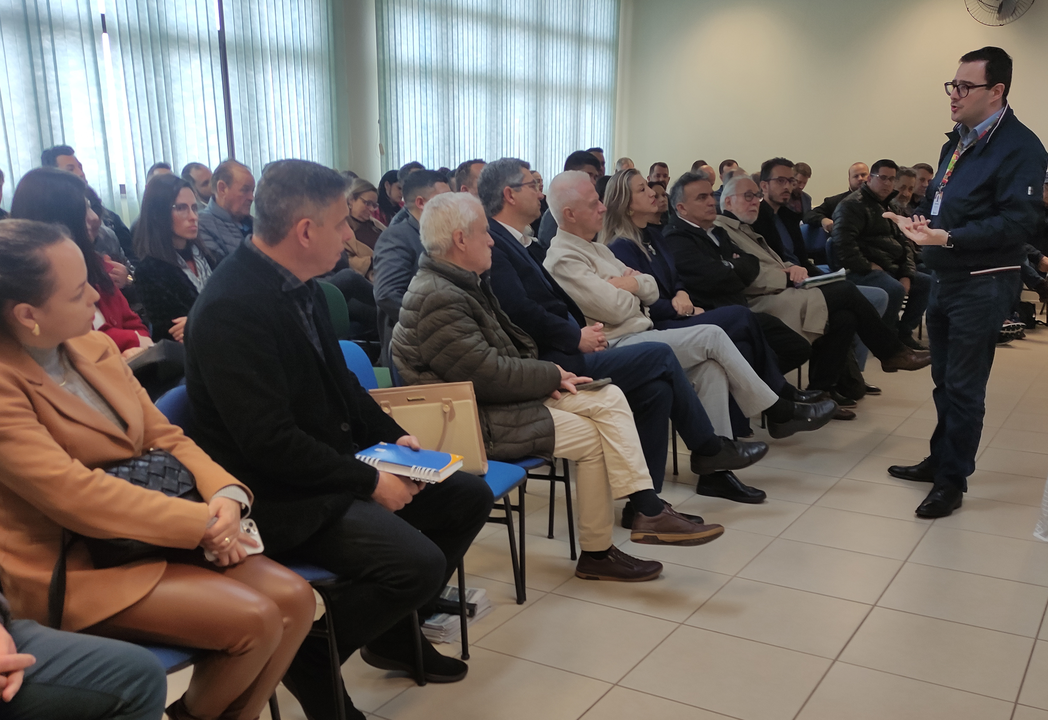 AMASBI PROMOVE ENCONTRO COM REPRESENTANTES DAS SECRETARIAS DO GOVERNO DO ESTADO