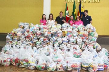 CAMPANHA ESPORTE QUE ALIMENTA ARRECADA MAIS DE DUAS TONELADAS DE ALIMENTOS NO CAMPEONATO DE FUTSAL 2022
