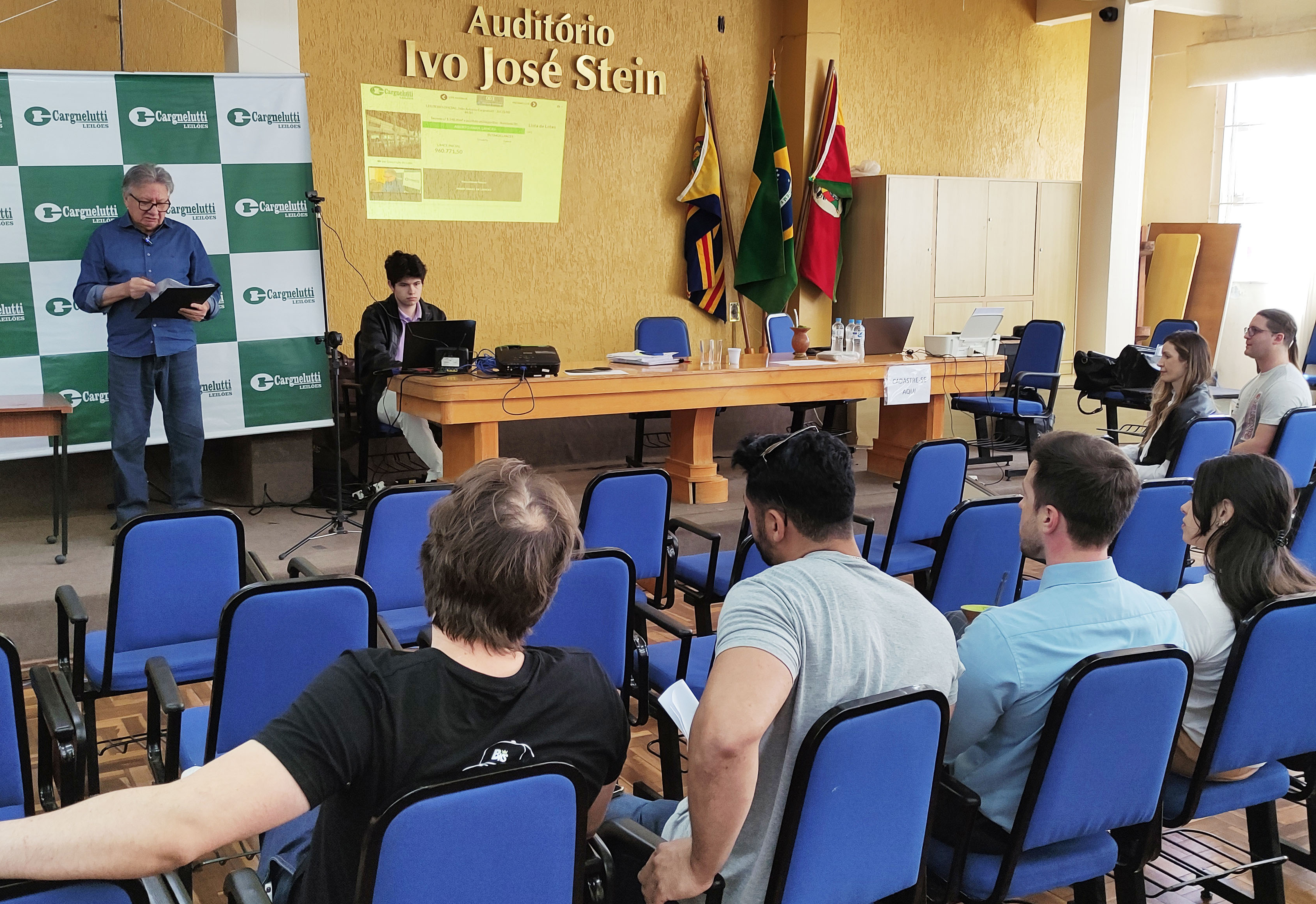 LEILÃO PÚBLICO EM SOLEDADE OFERTA IMÓVEL COM PAVILHÃO POLIESPORTIVO