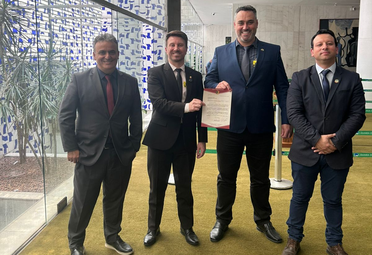 COMITIVA DE SOLEDADE CUMPRE AGENDA EM BRASÍLIA E BUSCA NOVOS RECURSOS PARA O MUNICÍPIO