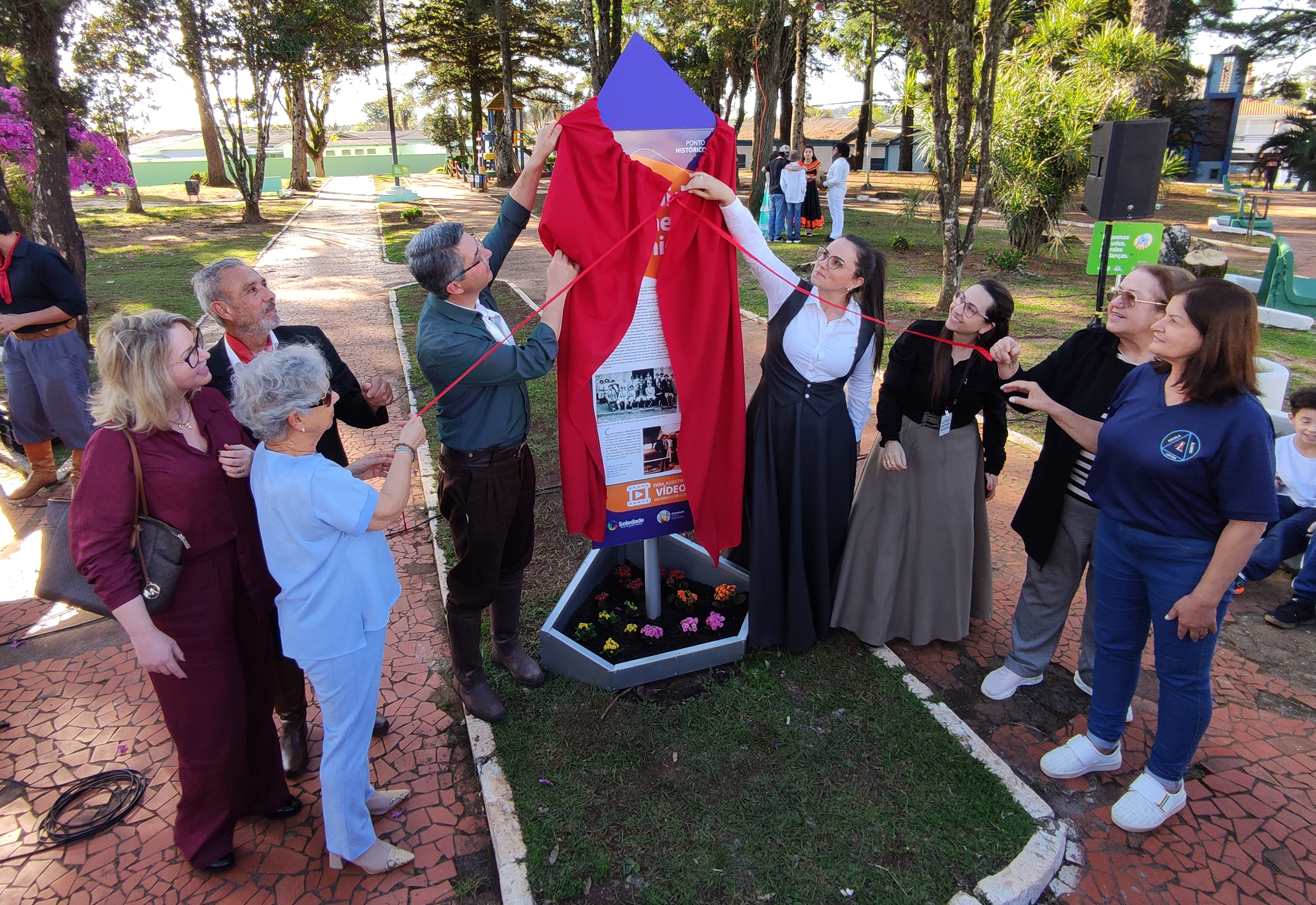 SOLEDADE INAUGURA TÓTEM CULTURAL NA PRAÇA CÂNDIDO CARNEIRO JÚNIOR